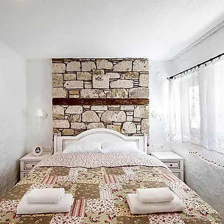 Monat Alacati 3* Ciftlikkoyu